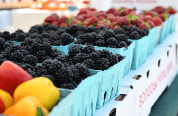 Grocery store berries